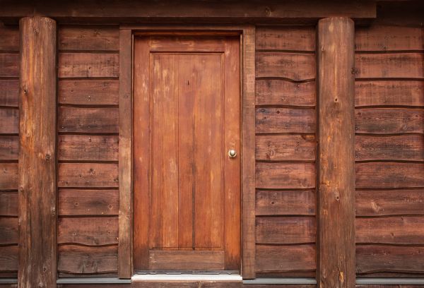 Log Cabin Siding Installation in Port Angeles