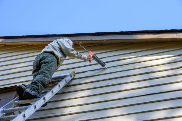 Vinyl Siding Caulk Repair in Port Angeles